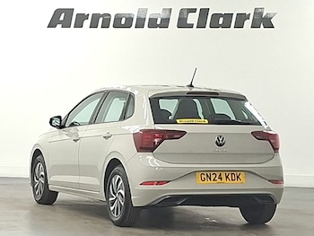 Used Volkswagen Polo 2024 for sale - 79368395: Photo