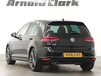 Used Volkswagen Golf 2016 for sale - 76506802: Photo