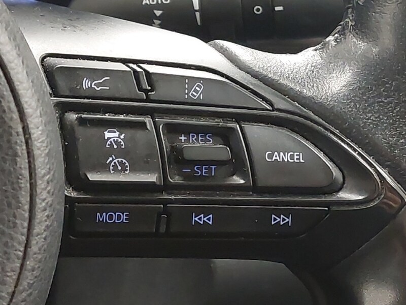 Used Toyota Yaris Cross 2022 for sale - 76651613: Photo 14