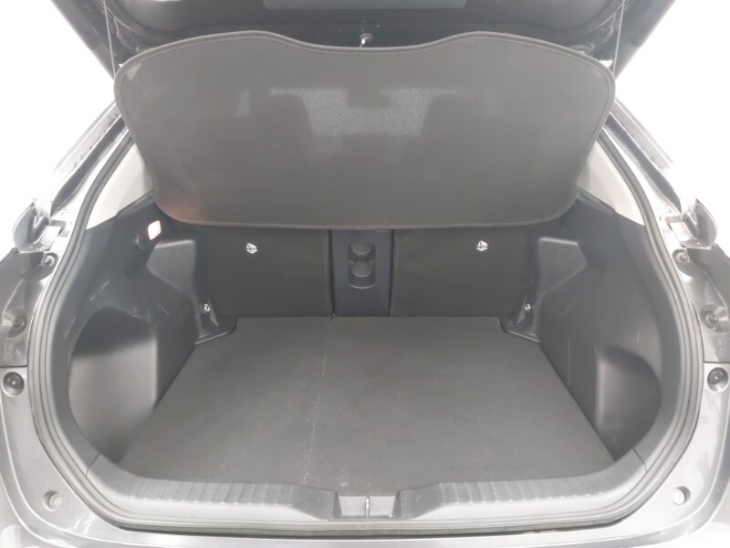 Used Toyota Yaris Cross 2022 for sale - 76651613: Photo 8