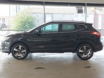 Used Nissan Qashqai 2015 for sale - 75768068: Photo