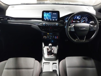 Used Ford Focus 2019 for sale - 76987361: Photo