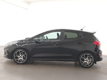 Used Ford Fiesta 2021 for sale - 76970325: Photo