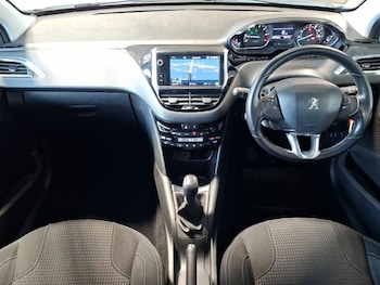 Used Peugeot 208 2018 for sale - 78013365: Photo