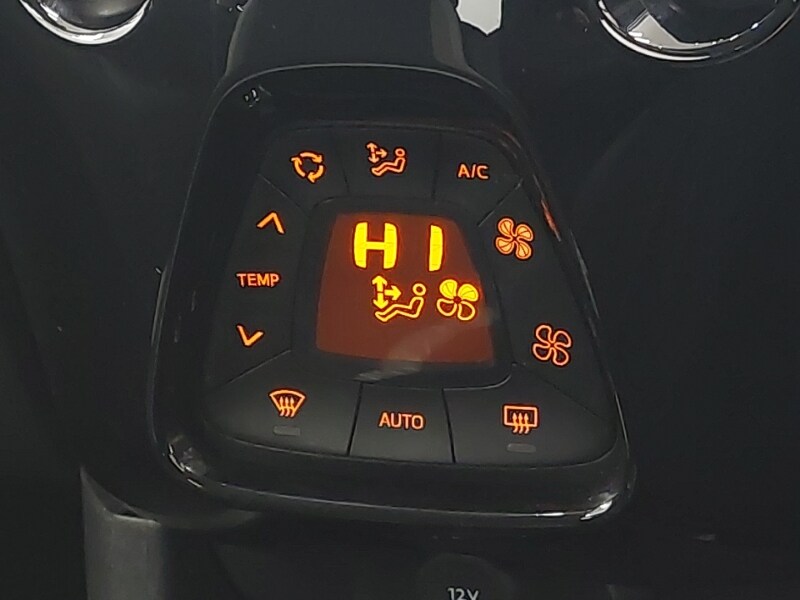 Used Toyota AYGO 2015 for sale - 77664007: Photo 16