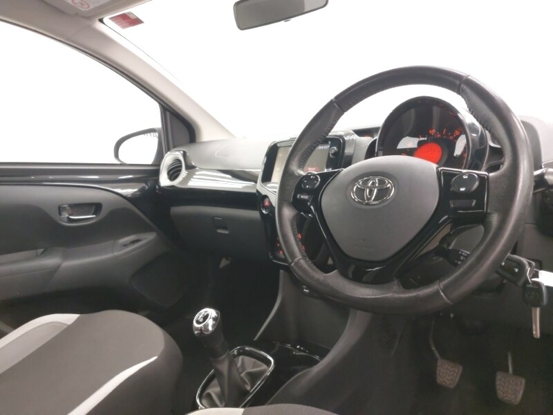 Used Toyota AYGO 2015 for sale - 77664007: Photo 19