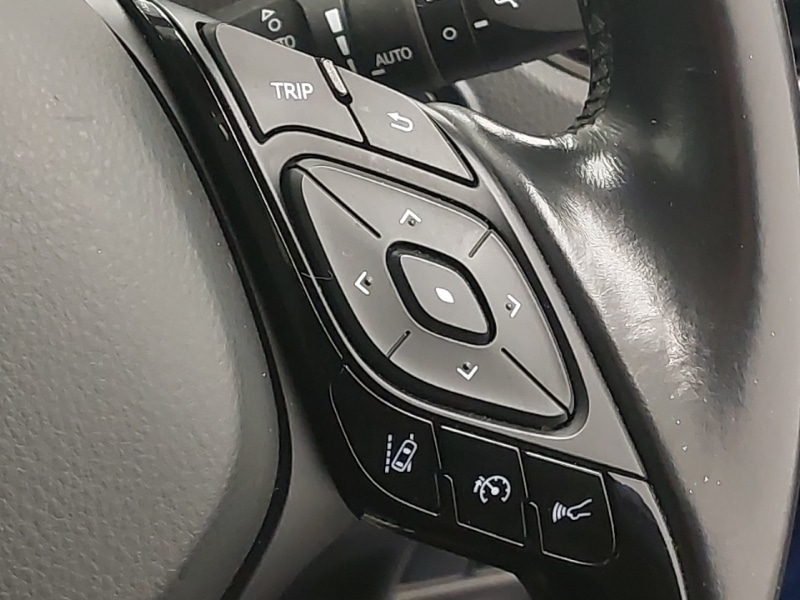 Used Toyota C-HR 2018 for sale - 77767321: Photo 14