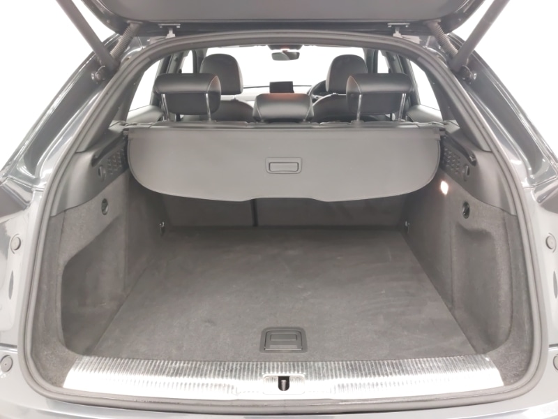 Used Audi Q3 2018 for sale - 77141495: Photo 8