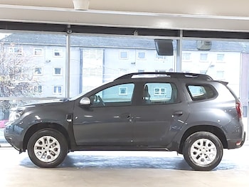 Used Dacia Duster 2022 for sale - 76556320: Photo