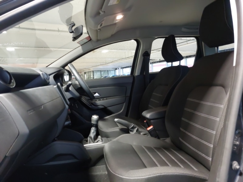 Used Dacia Duster 2022 for sale - 76556320: Photo 5