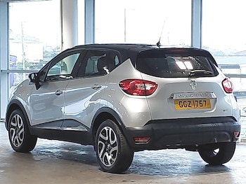 Used Renault Captur 2017 for sale - 76556327: Photo