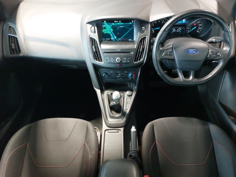 Used Ford Focus 2018 for sale - 76183478: Photo 2