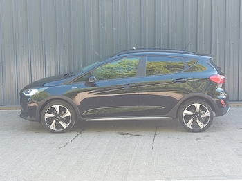 Used Ford Fiesta 2023 for sale - 76602269: Photo