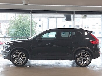 Used Volvo XC40 2024 for sale - 75808059: Photo