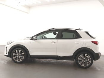 Used Kia Stonic 2022 for sale - 77108249: Photo