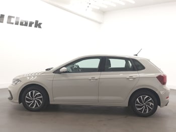 Used Volkswagen Polo 2024 for sale - 78723579: Photo