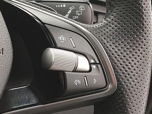 Used Skoda Karoq 2024 for sale - 76301611: Photo 14