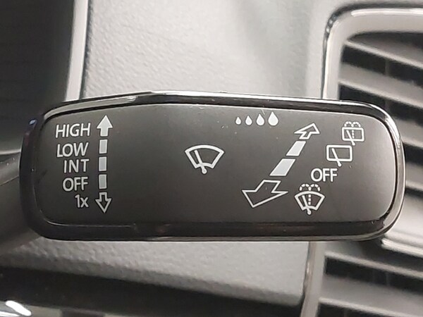 Used Skoda Karoq 2024 for sale - 76301611: Photo 17