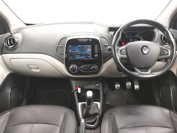 Used Renault Captur 2019 for sale - 78634395: Photo
