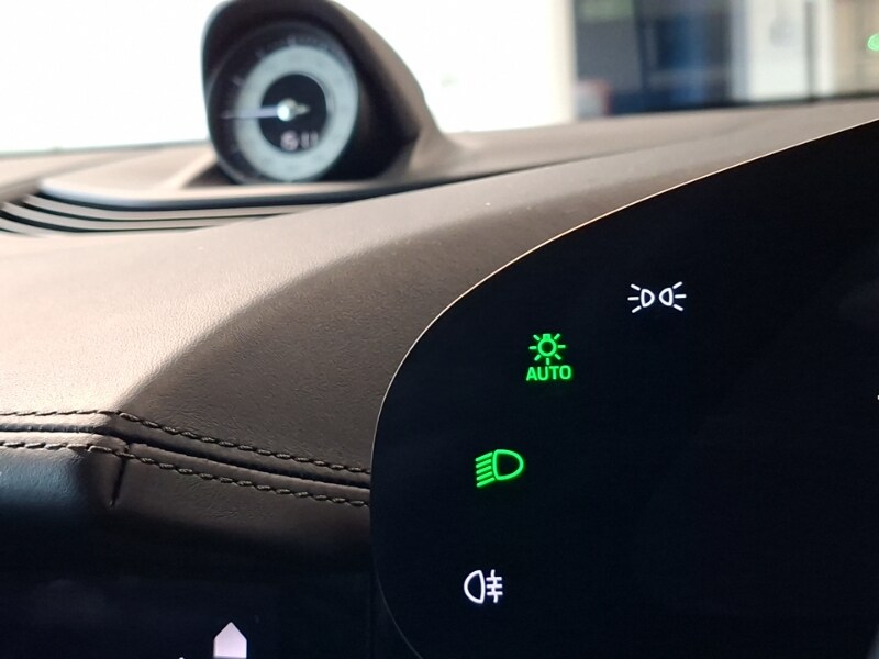 Used Porsche Taycan 2023 for sale - 78155989: Photo 17