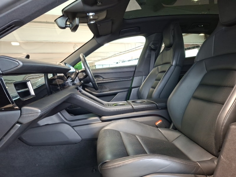 Used Porsche Taycan 2023 for sale - 78155989: Photo 5