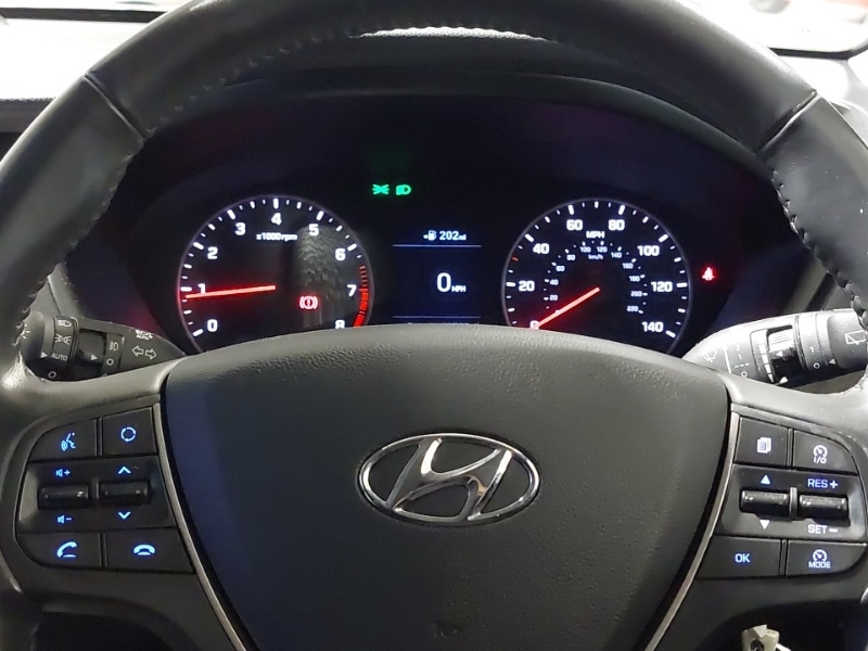 Used Hyundai i20 2019 for sale - 77289847: Photo 18