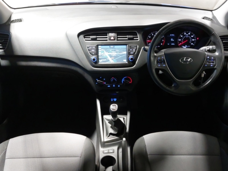 Used Hyundai i20 2019 for sale - 77289847: Photo 2
