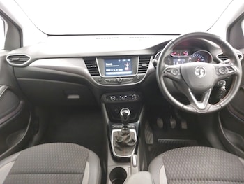Used Vauxhall Crossland X 2019 for sale - 76054321: Photo 2