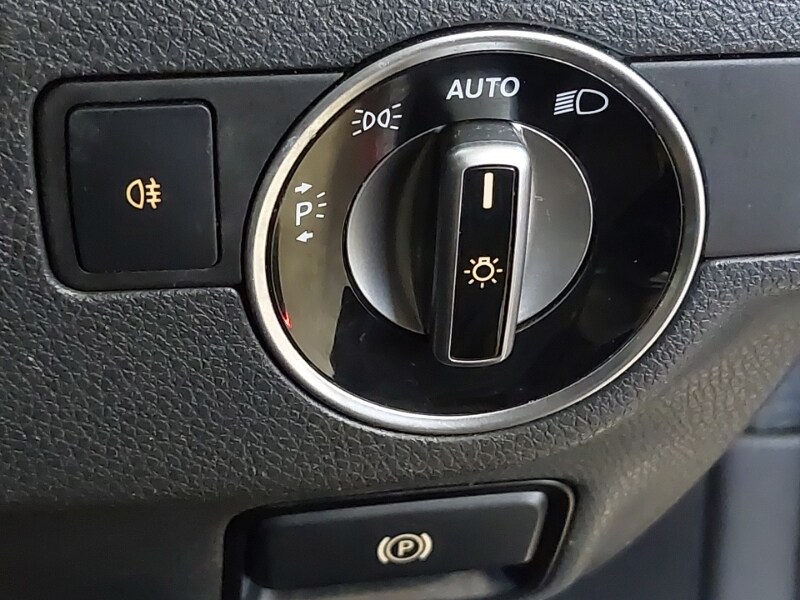 Used Mercedes-Benz A-Class 2018 for sale - 76493267: Photo 18