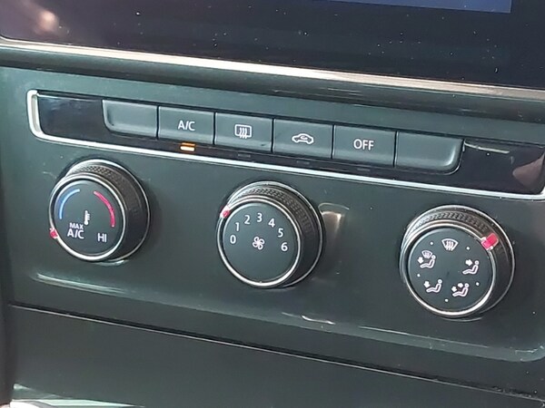 Used Volkswagen Golf 2019 for sale - 75684183: Photo 15