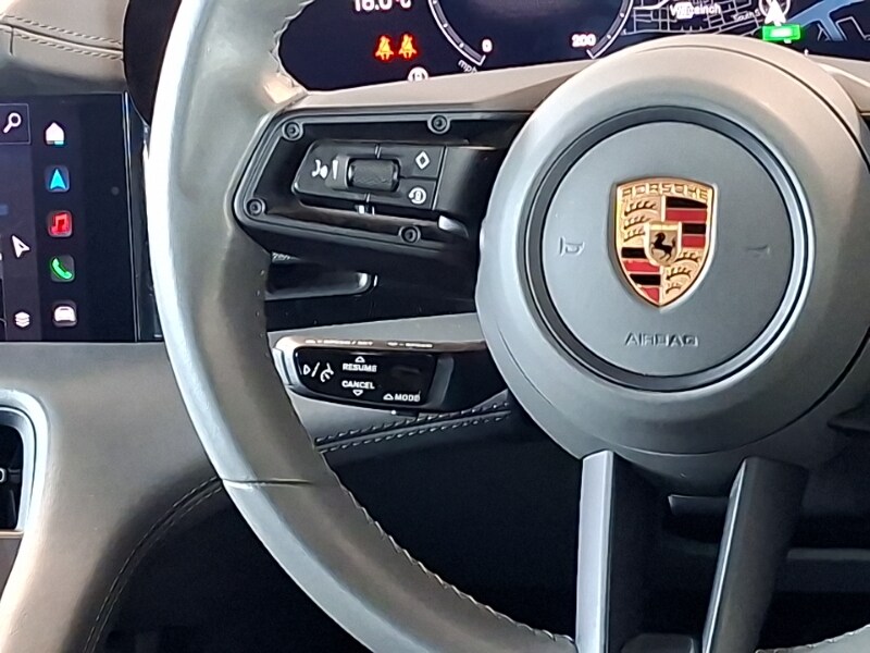 Used Porsche Taycan 2022 for sale - 78151385: Photo 10