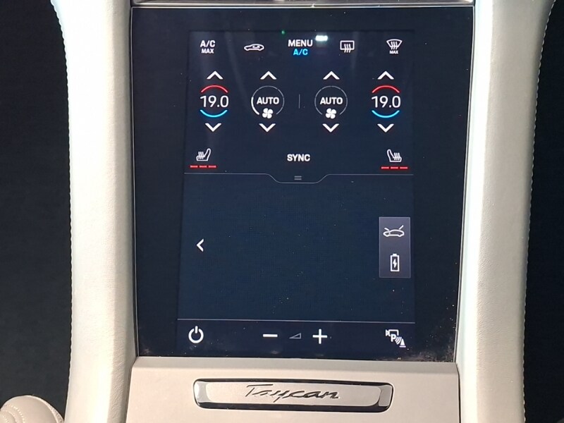 Used Porsche Taycan 2022 for sale - 78151385: Photo 15