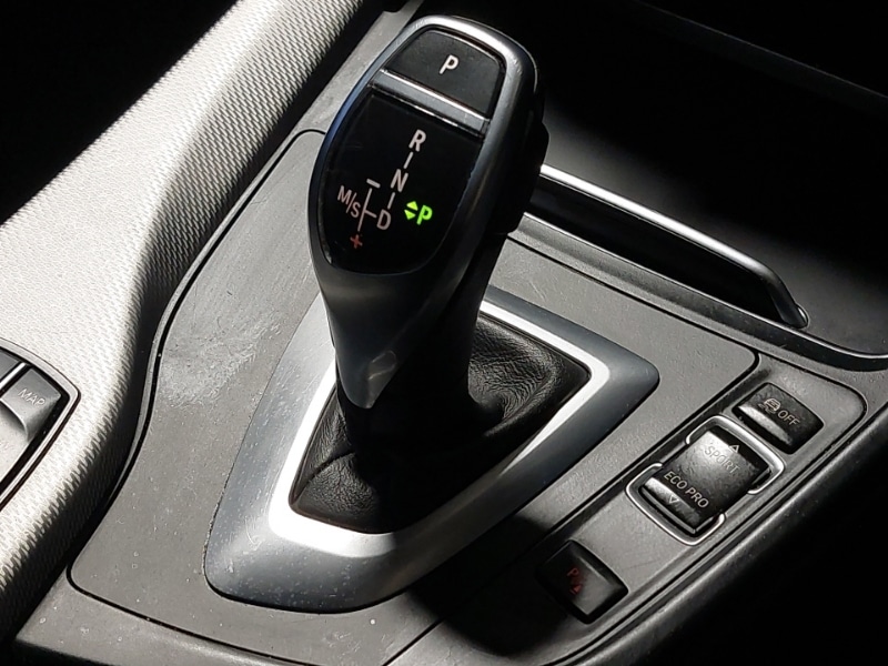 Used BMW 3 Series 2017 for sale - 77782550: Photo 13