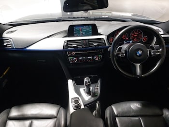 Used BMW 3 Series 2017 for sale - 77782550: Photo