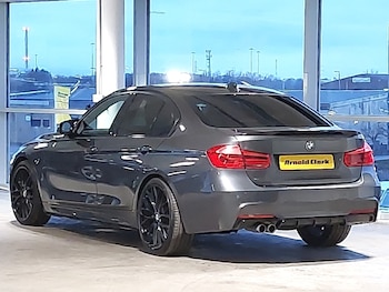 Used BMW 3 Series 2017 for sale - 77782550: Photo