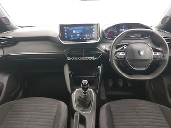 Used Peugeot 2008 2024 for sale - 78312603: Photo