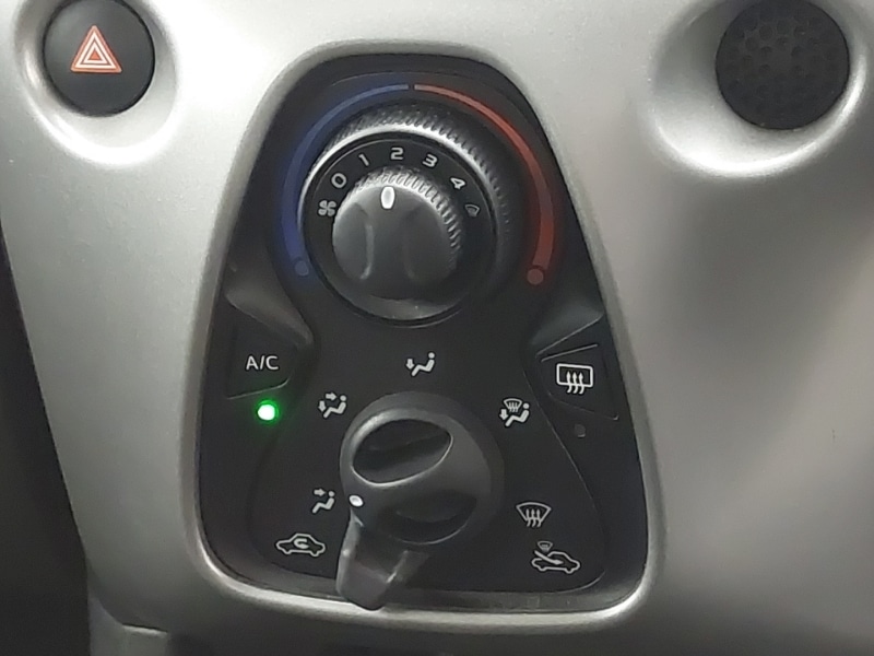 Used Peugeot 108 2017 for sale - 76639206: Photo 16