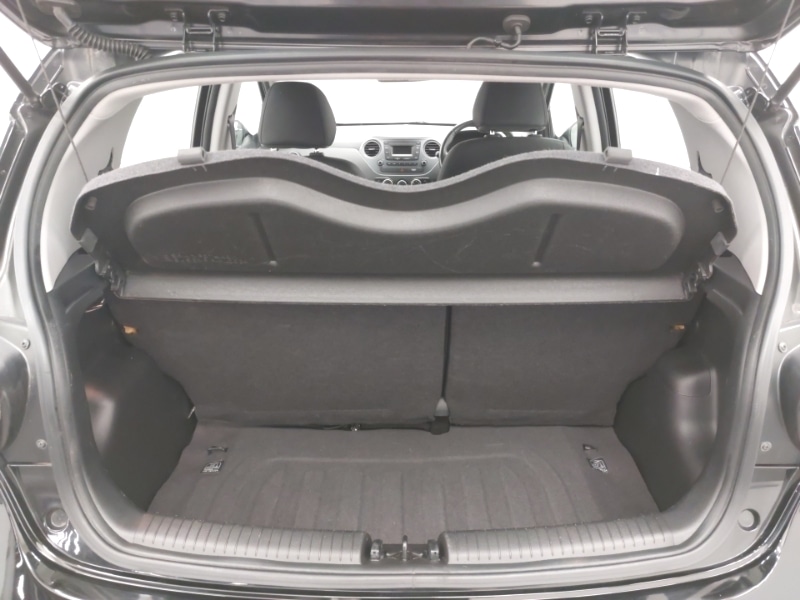 Used Hyundai i10 2019 for sale - 76644170: Photo 8