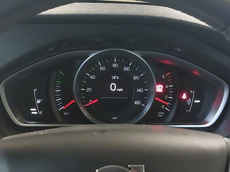 Used Volvo V40 2015 for sale - 77544390: Photo 19