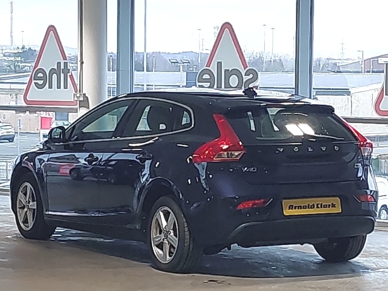 Used Volvo V40 2015 for sale - 77544390: Photo 3