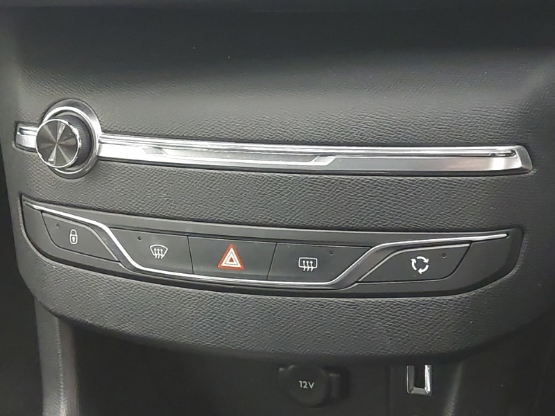 Used Peugeot 308 2016 for sale - 76628766: Photo 15