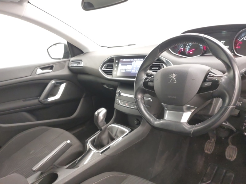 Used Peugeot 308 2016 for sale - 76628766: Photo 19