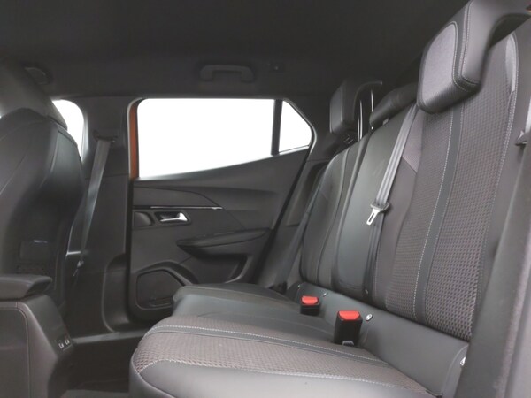 Used Peugeot 2008 2021 for sale - 76199121: Photo 6