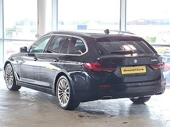 Used BMW 5 Series 2023 for sale - 78580294: Photo