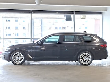 Used BMW 5 Series 2023 for sale - 78580294: Photo