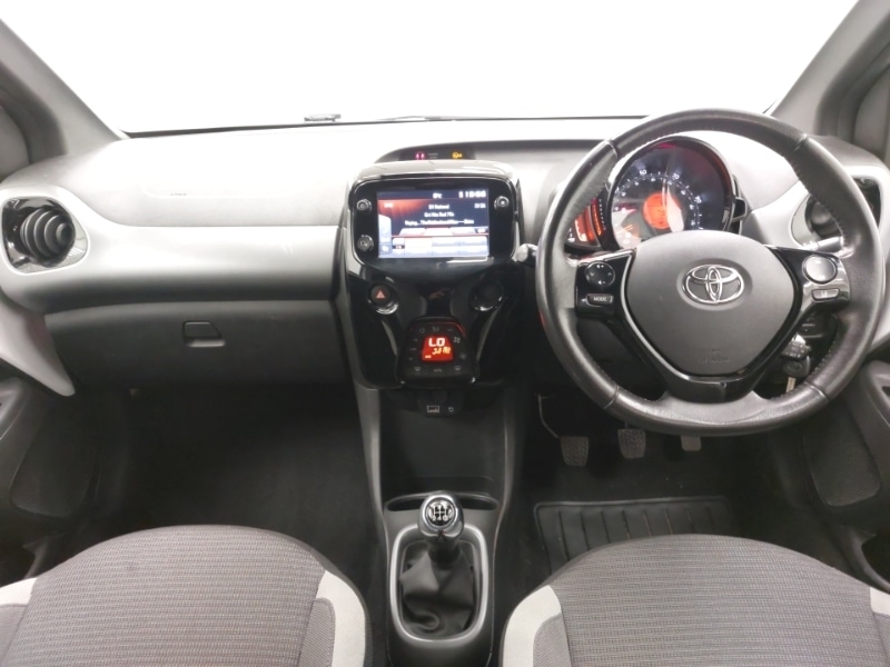 Used Toyota AYGO 2022 for sale - 77289938: Photo 2