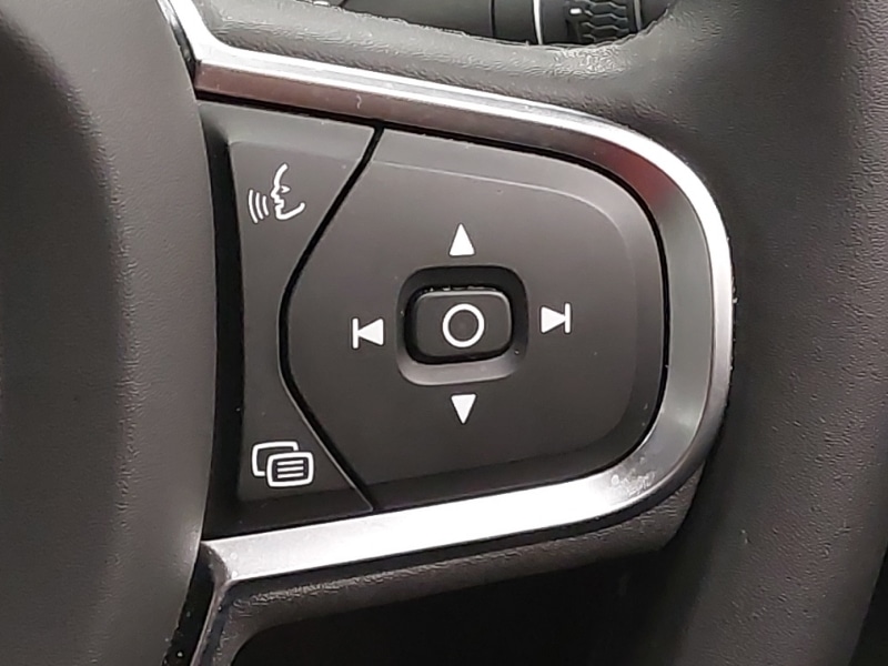 Used Volvo V60 2023 for sale - 77750915: Photo 14