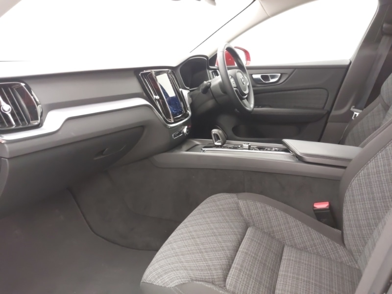 Used Volvo V60 2023 for sale - 77750915: Photo 5