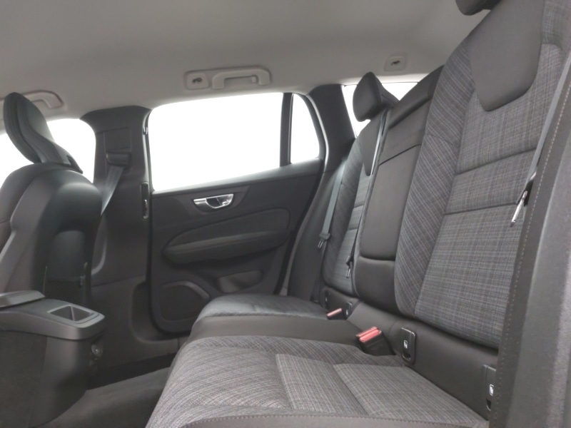 Used Volvo V60 2023 for sale - 77750915: Photo 6