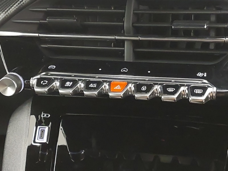 Used Peugeot 2008 2025 for sale - 77530957: Photo 15